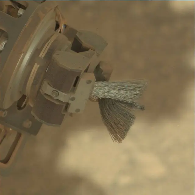 Sol 2567: Mast Camera (Mastcam)
