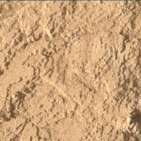 Sol 2567: Mars Hand Lens Imager (MAHLI)