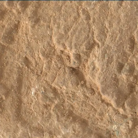 Sol 2567: Mars Hand Lens Imager (MAHLI)