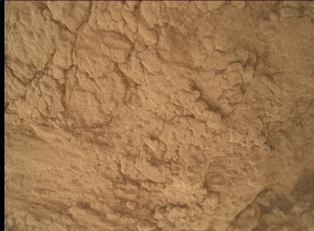 Sol 2567: Mars Hand Lens Imager (MAHLI)