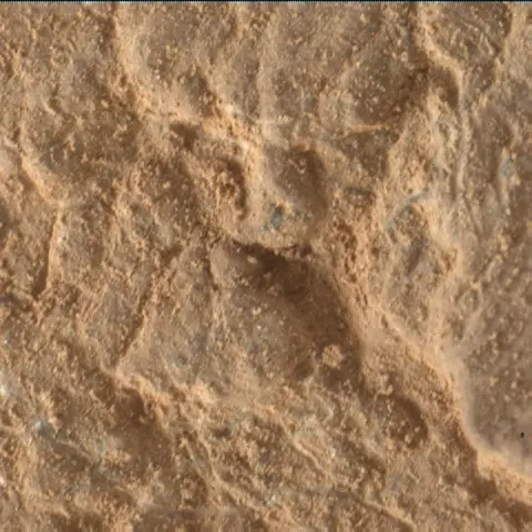 Sol 2567: Mars Hand Lens Imager (MAHLI)