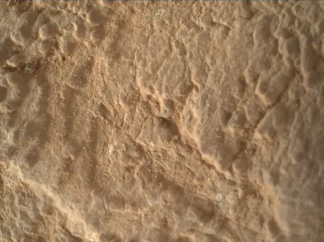 Sol 2567: Mars Hand Lens Imager (MAHLI)