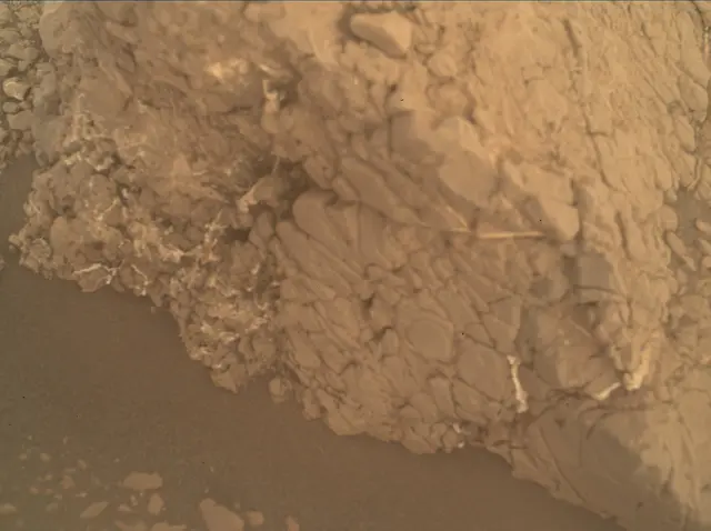 Sol 2567: Mars Hand Lens Imager (MAHLI)
