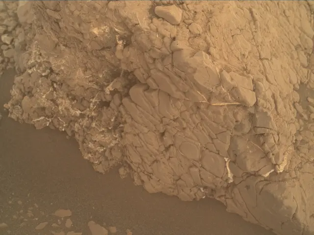 Sol 2567: Mars Hand Lens Imager (MAHLI)