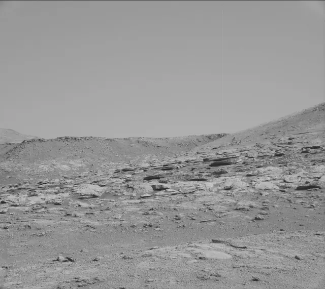 Sol 2568: Mast Camera (Mastcam)