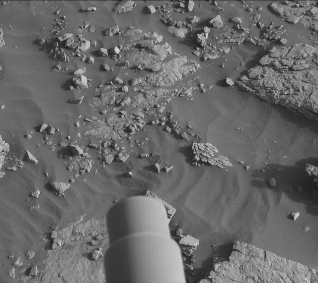 Sol 2568: Mast Camera (Mastcam)