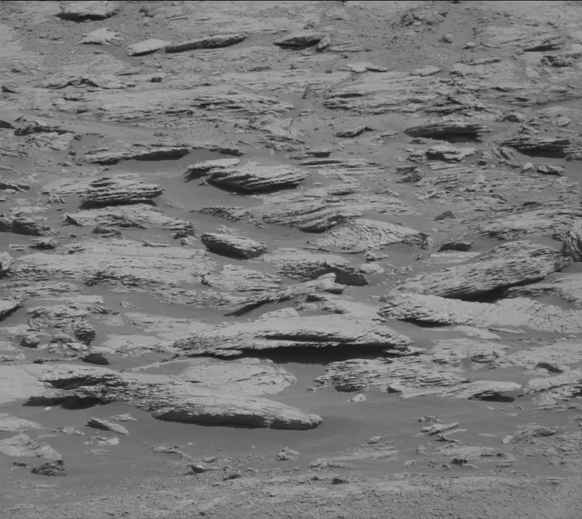 Sol 2568: Mast Camera (Mastcam)