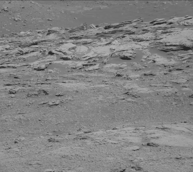 Sol 2568: Mast Camera (Mastcam)