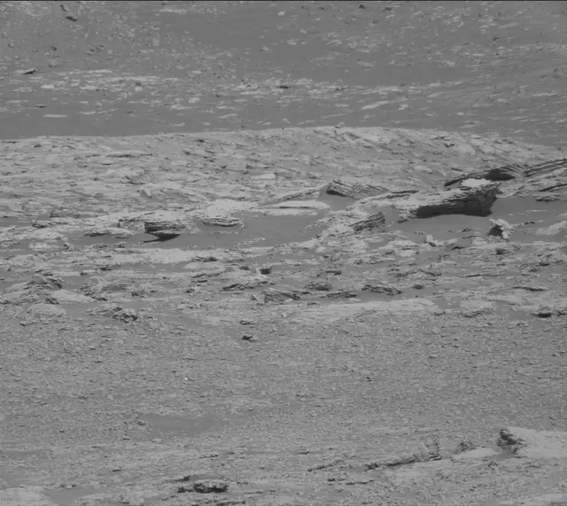 Sol 2568: Mast Camera (Mastcam)