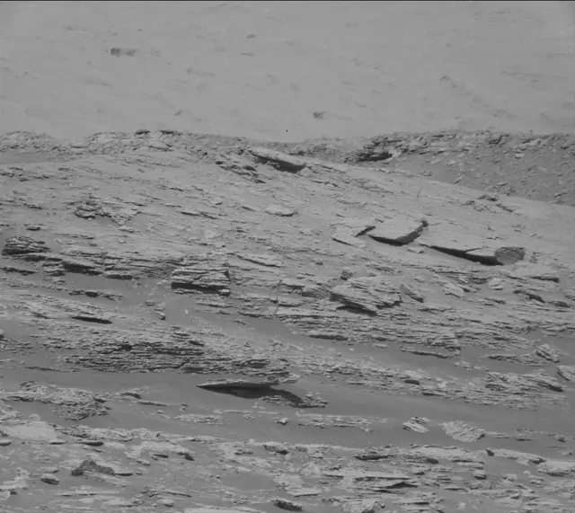 Sol 2568: Mast Camera (Mastcam)