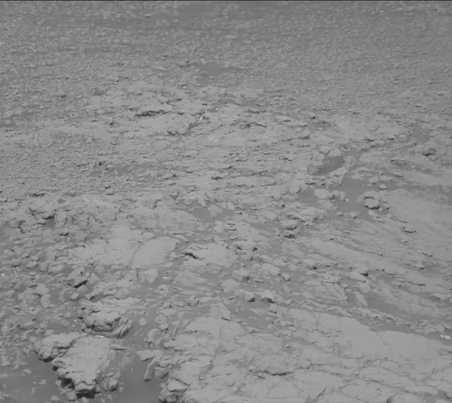 Sol 2568: Mast Camera (Mastcam)