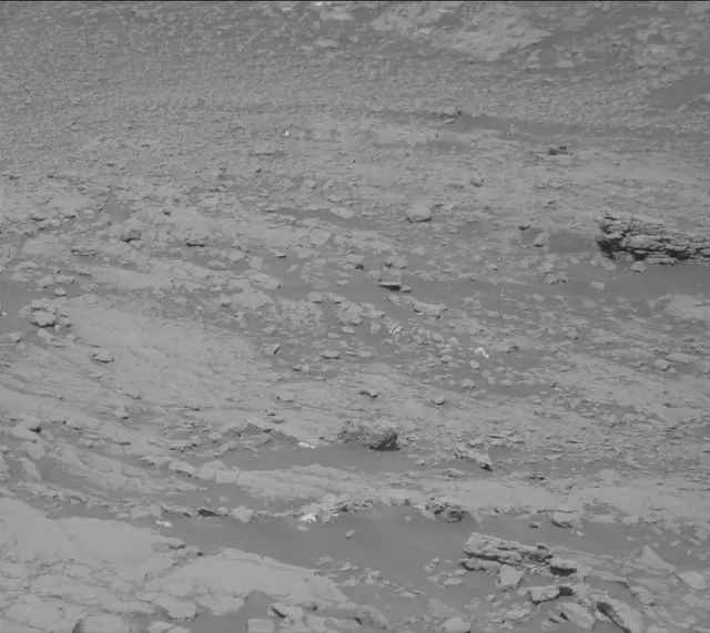 Sol 2568: Mast Camera (Mastcam)
