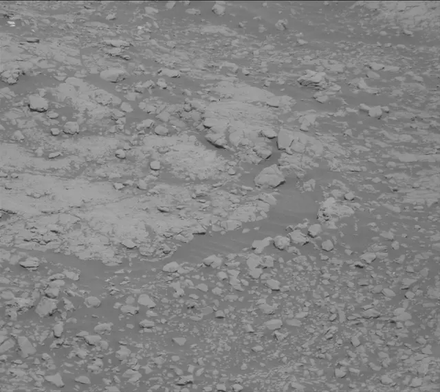 Sol 2568: Mast Camera (Mastcam)