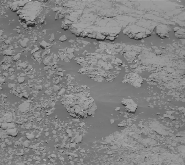 Sol 2568: Mast Camera (Mastcam)