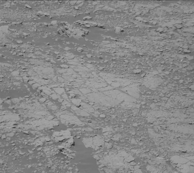 Sol 2568: Mast Camera (Mastcam)