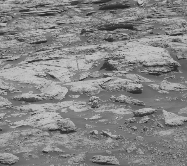 Sol 2570: Mast Camera (Mastcam)