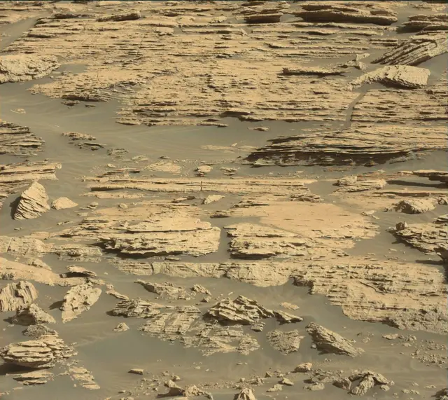 Sol 2570: Mast Camera (Mastcam)