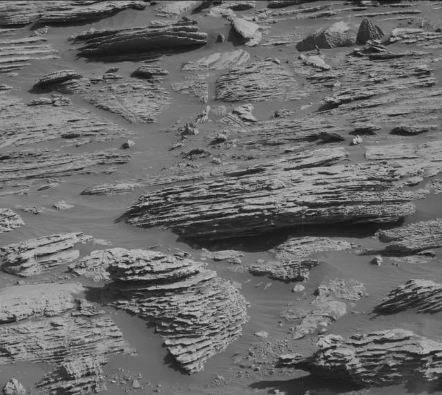 Sol 2570: Mast Camera (Mastcam)