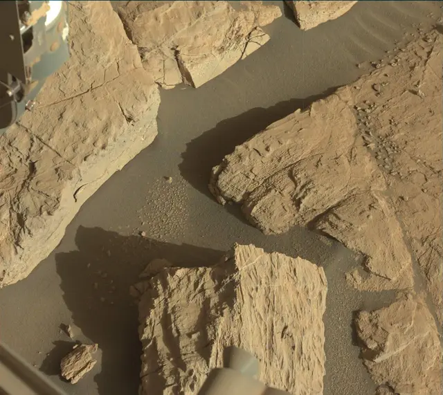 Sol 2570: Mast Camera (Mastcam)