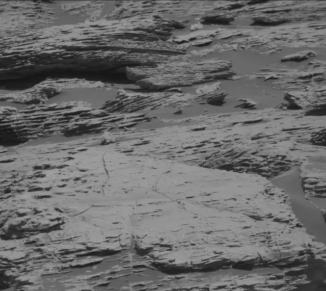 Sol 2570: Mast Camera (Mastcam)