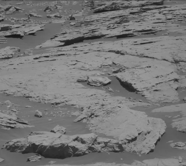 Sol 2570: Mast Camera (Mastcam)