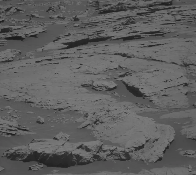 Sol 2570: Mast Camera (Mastcam)