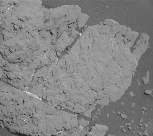 Sol 2570: Mast Camera (Mastcam)