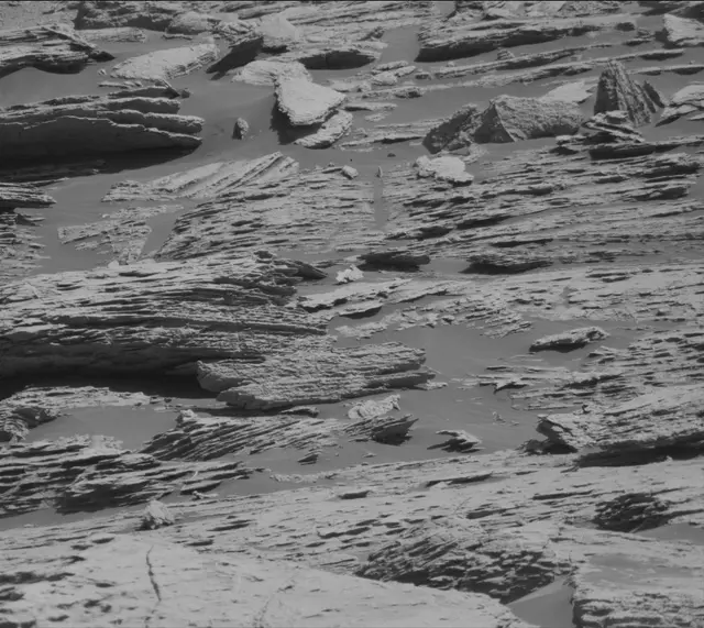 Sol 2570: Mast Camera (Mastcam)