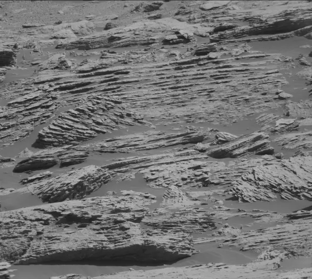 Sol 2570: Mast Camera (Mastcam)