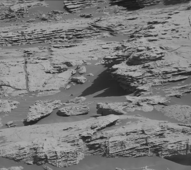 Sol 2570: Mast Camera (Mastcam)