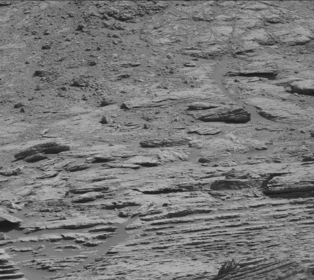 Sol 2570: Mast Camera (Mastcam)