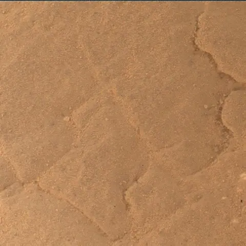 Sol 2570: Mars Hand Lens Imager (MAHLI)