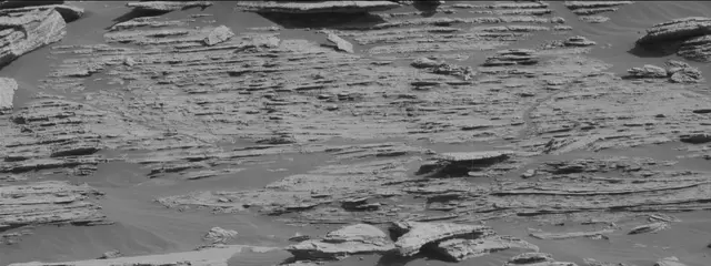 Sol 2572: Mast Camera (Mastcam)