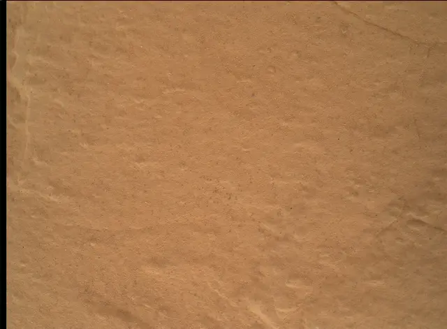 Sol 2572: Mars Hand Lens Imager (MAHLI)