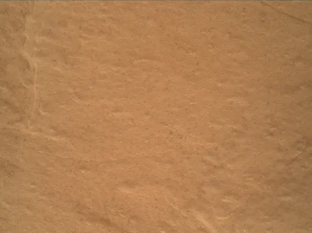 Sol 2572: Mars Hand Lens Imager (MAHLI)