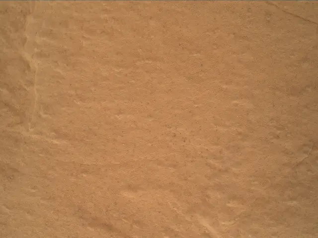 Sol 2572: Mars Hand Lens Imager (MAHLI)