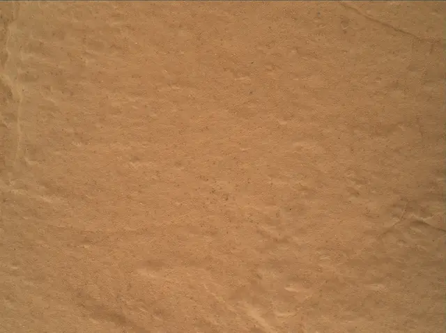 Sol 2572: Mars Hand Lens Imager (MAHLI)