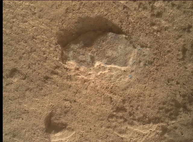 Sol 2574: Mars Hand Lens Imager (MAHLI)