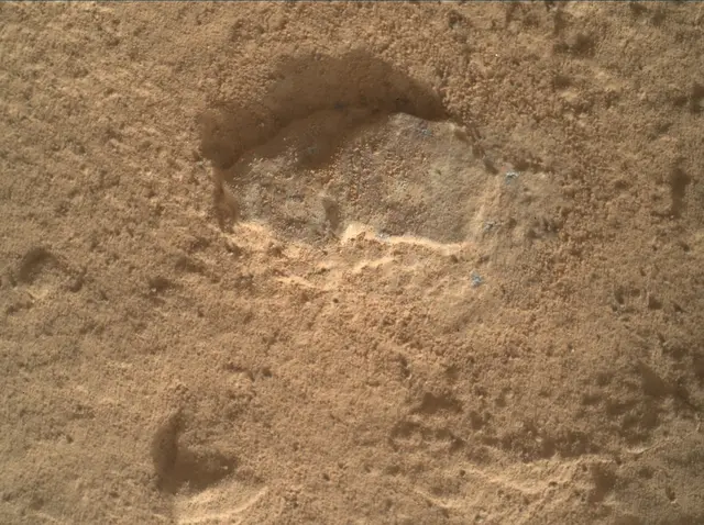 Sol 2574: Mars Hand Lens Imager (MAHLI)