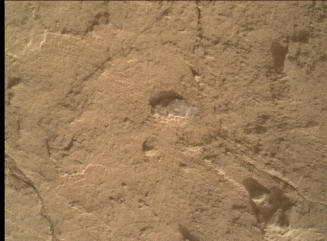 Sol 2574: Mars Hand Lens Imager (MAHLI)