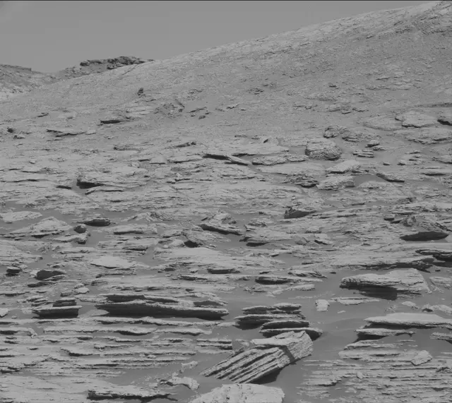 Sol 2575: Mast Camera (Mastcam)