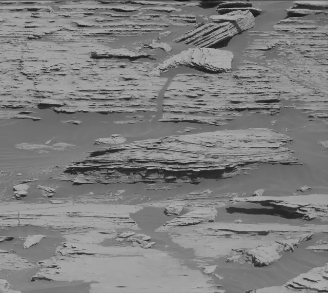 Sol 2575: Mast Camera (Mastcam)