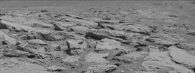 Sol 2575: Mast Camera (Mastcam)
