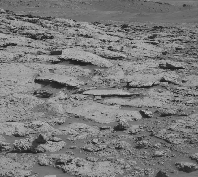 Sol 2575: Mast Camera (Mastcam)