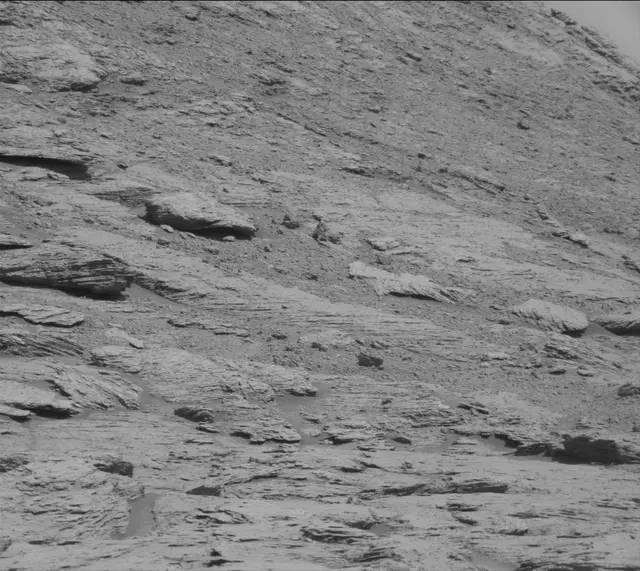 Sol 2575: Mast Camera (Mastcam)