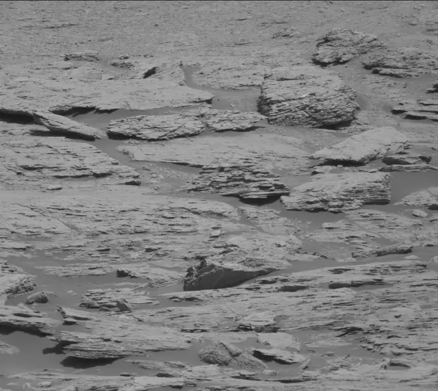 Sol 2575: Mast Camera (Mastcam)