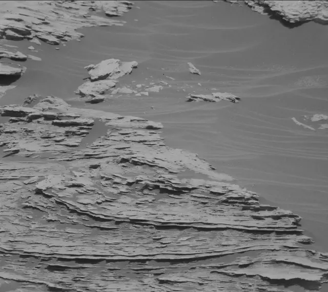 Sol 2575: Mast Camera (Mastcam)