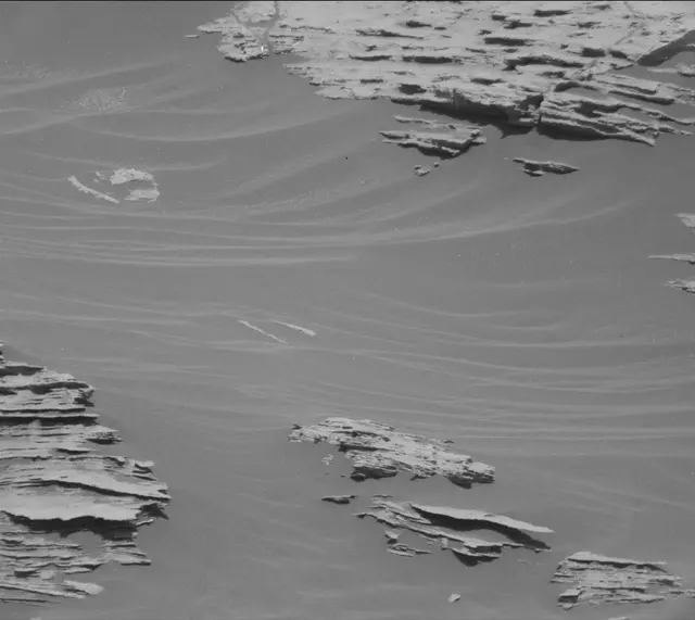 Sol 2575: Mast Camera (Mastcam)