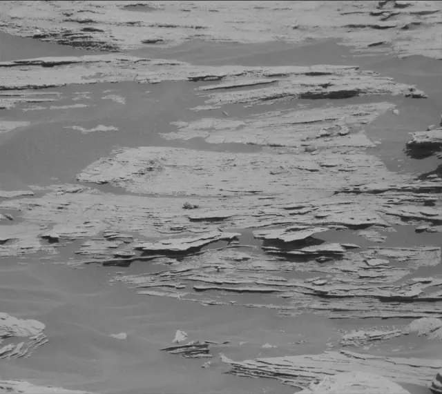 Sol 2575: Mast Camera (Mastcam)