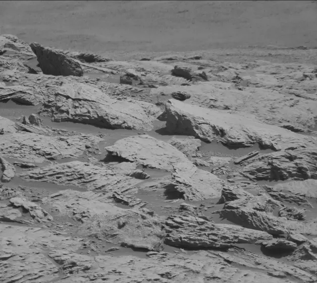 Sol 2575: Mast Camera (Mastcam)